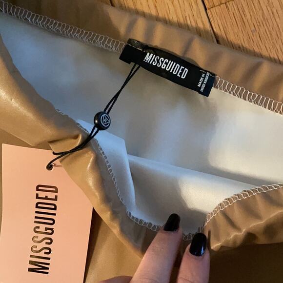 Missguided leather elastic skirt tan size small NWT - Picture 4 of 5